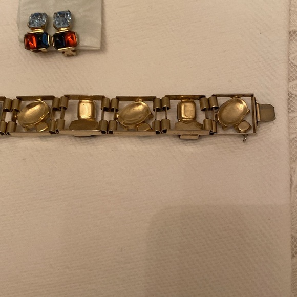 Vintage 1960’s bracelet/clip earrings set - Picture 5 of 8